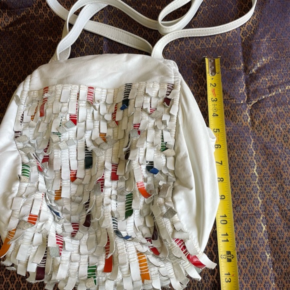 White designer White leather shoulder bag by East West Designs - Picture 3 of 10